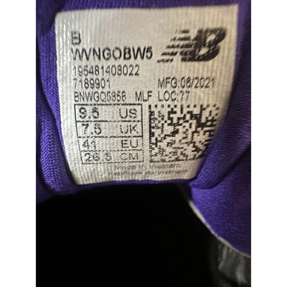New Balance pre owned